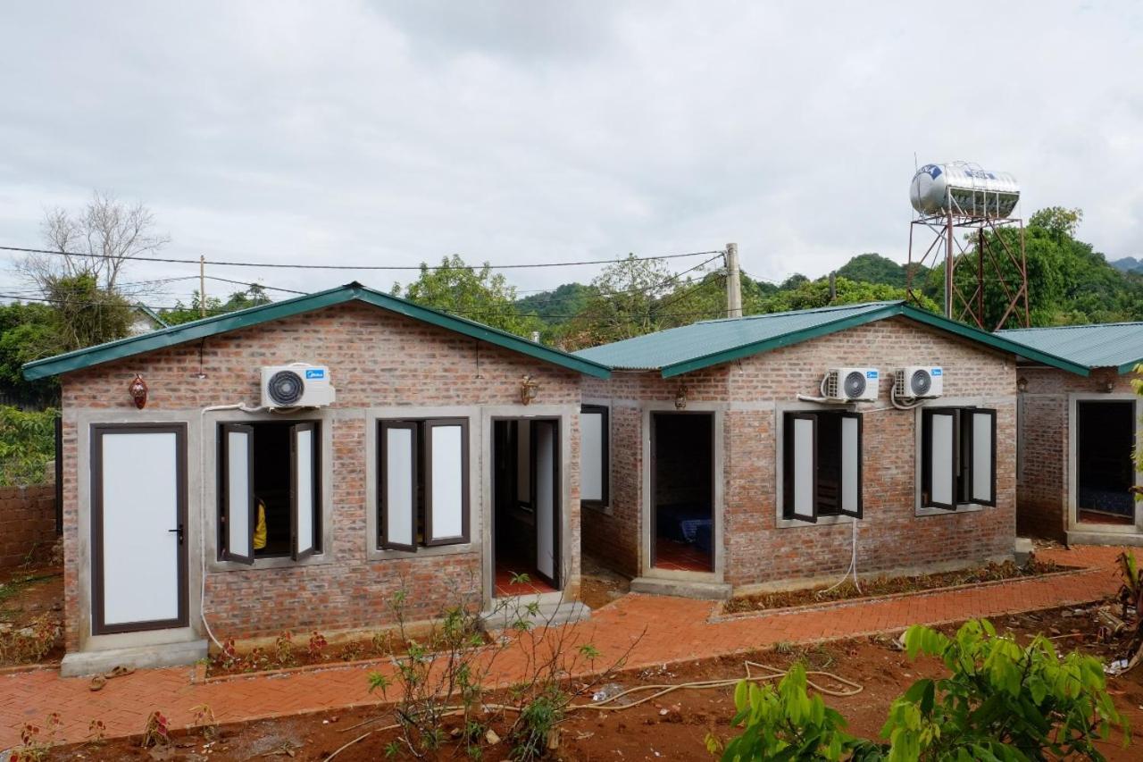 Datani Moc Chau Homestay Lang Mon Buitenkant foto