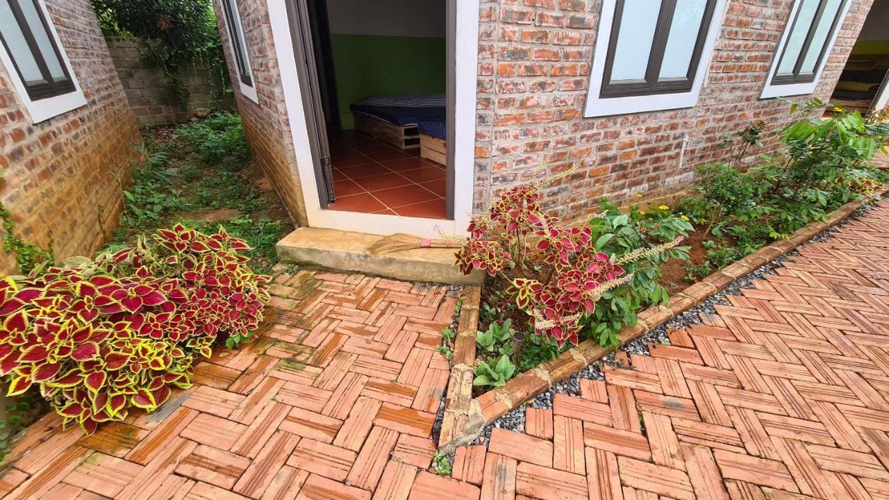 Datani Moc Chau Homestay Lang Mon Buitenkant foto