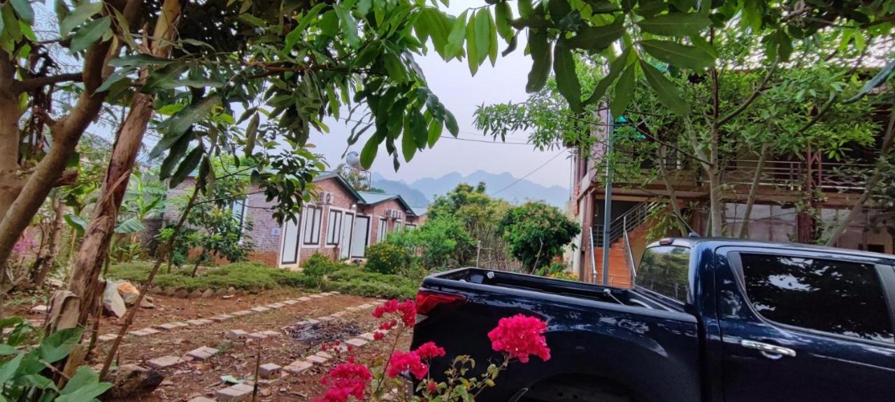 Datani Moc Chau Homestay Lang Mon Buitenkant foto